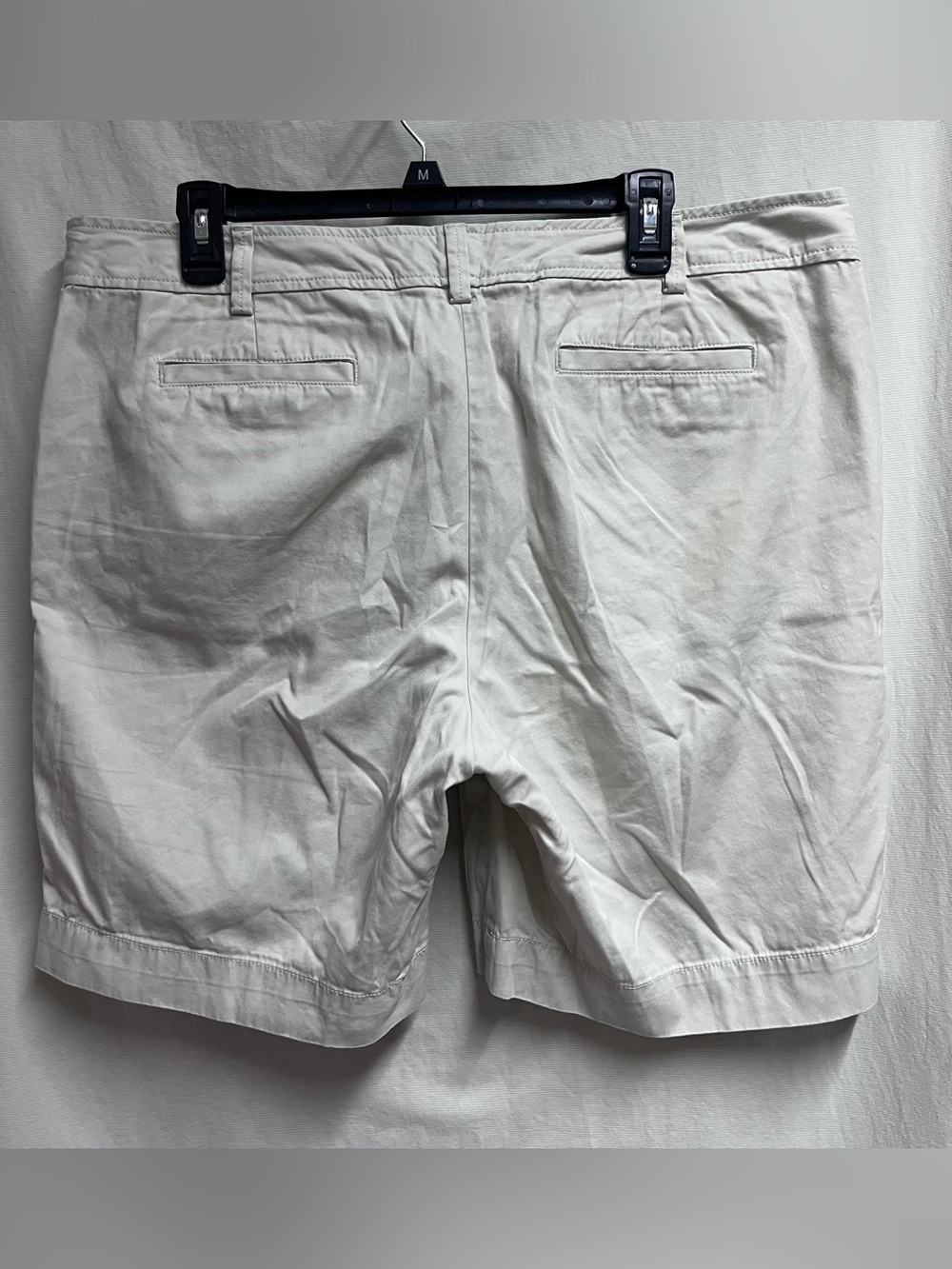 Lands' End Women Mid Rise Chino Shorts Size 16 Beige Classic Comfort - Picture 6 of 9